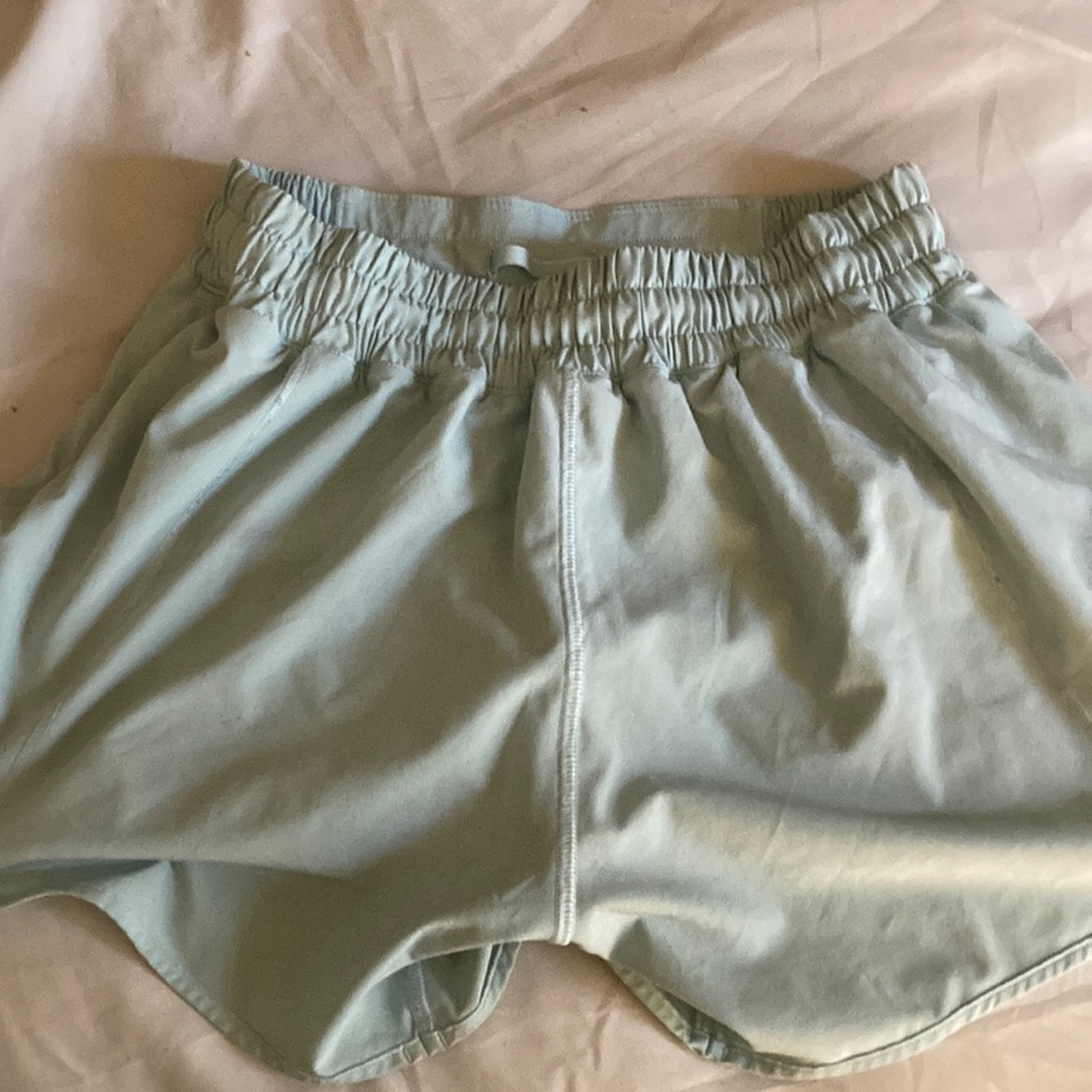 Light blue lululemon hotty hots!